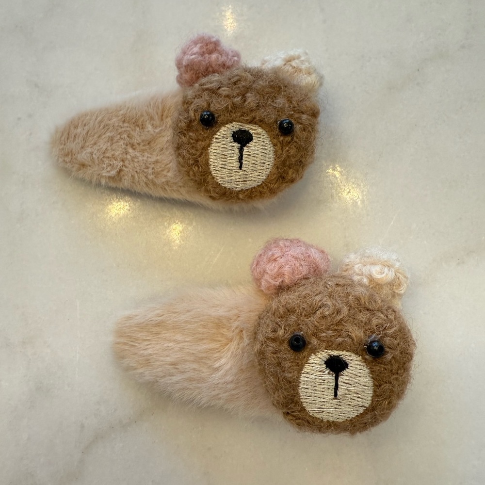 Teddy bear hair clips